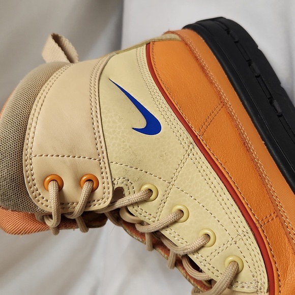 Nike ACG Woodside 2 High-top Boots (Big Kids Size 4Y) - Picture 11 of 16